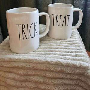 Rae Dunn Trick or Treat Mug Set Coffee Tea Spooky Halloween